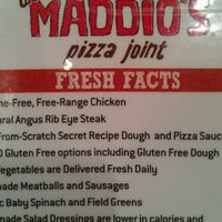 Photo prise au Uncle Maddio&amp;#39;s Pizza Joint par Stacy E. le2/7/2012
