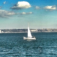 Foto tirada no(a) Porto de Recreio de Oeiras por Jorge B. em 2/5/2012