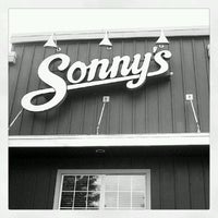 Photo taken at Sonny&amp;#39;s BBQ by Tiffanie S. on 7/20/2012