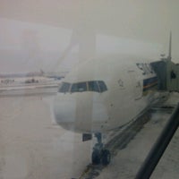 Photo taken at SQ62 SIN-DME / Singapore Airlines by Weilin S. on 2/25/2012