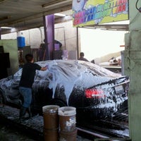 Photo taken at J &amp;amp; S Auto Hand Wash by Hanns O. on 5/26/2012