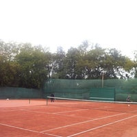 รูปภาพถ่ายที่ Теннисный клуб &amp;quot;MAXTENNIS&amp;quot; โดย Stas_Rogozin เมื่อ 8/21/2012