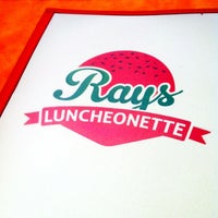 Снимок сделан в Ray&amp;#39;s Luncheonette пользователем Azie S. 6/2/2012