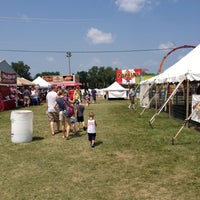 รูปภาพถ่ายที่ Ramsey County Fair โดย Beth เมื่อ 7/14/2012