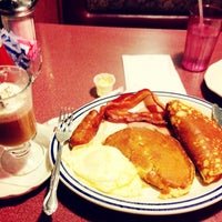 Photo taken at USA Diner by Jayson L. on 9/2/2012