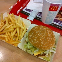 Photo taken at McDonald&#39;s by Ibn Habib on 8/23/2012