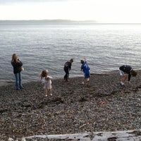 Photo taken at The Bottom Of The Steps by Andrew V. on 7/2/2012