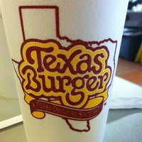 รูปภาพถ่ายที่ TX Burger - Madisonville โดย candIs h. เมื่อ 7/16/2012