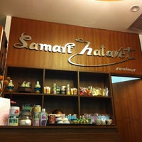 Photo taken at Samart Hatavet by Chanin M. on 5/13/2012