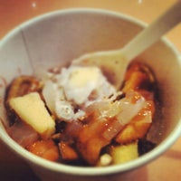 Photo taken at Mochi Frozen Yogurt by Eilene on 8/1/2012