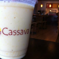 รูปภาพถ่ายที่ Cassava โดย Chelsea H. เมื่อ 8/23/2012