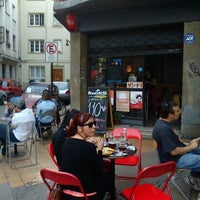 4/15/2012 tarihinde Nico S.ziyaretçi tarafından Café 202'de çekilen fotoğraf