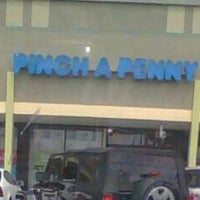 รูปภาพถ่ายที่ Pinch A Penny Pool Patio Spa โดย Kevin H. เมื่อ 4/27/2012