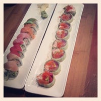 7/1/2012 tarihinde angela h.ziyaretçi tarafından Tabu Sushi Bar &amp;amp; Grill'de çekilen fotoğraf