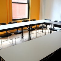 Foto diambil di Boston Academy of English oleh Shawn E. pada 8/3/2012