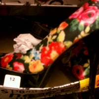 payless on lindell