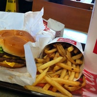 Photo taken at Wendy’s by Willie N. on 5/10/2012