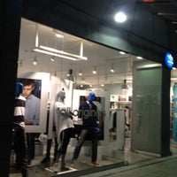 Adidas Originals Store - La Aguacatala Medellín, Antioquia