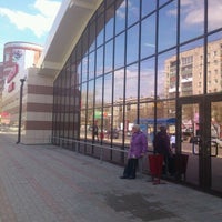 Photo taken at Фрунзенский Рынок by Hater on 5/3/2012