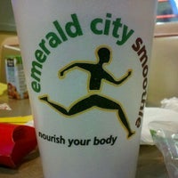 Photo taken at Emerald City Smoothie - Redmond by Chris H. on 3/11/2012