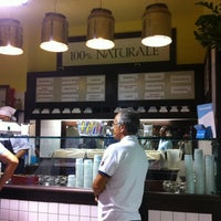 Photo taken at I Caruso Gelateria by Miho on 8/7/2012