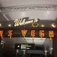 Foto diambil di &amp;quot;Welcome to Las Vegas&amp;quot; Sign oleh Jimmy L. pada 3/31/2012