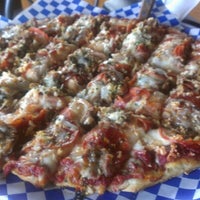 Снимок сделан в Chicago Pizza Co. пользователем Steve M. 9/9/2012