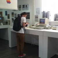 Foto tomada en Moscow Apple Museum  por Vikki el 8/8/2012