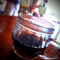 Das Foto wurde bei DOMBA COFFEE von Sin Pei G. am 3/31/2012 aufgenommen