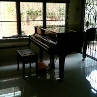 Снимок сделан в บ้านเปียโนพอเพียง пользователем Kananat A. 9/10/2012