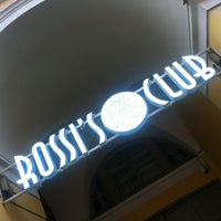 Foto tomada en Rossi&amp;#39;s Club  por Ruslan S. el 8/26/2012