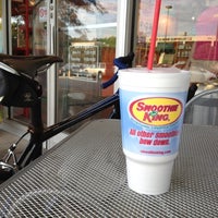 Photo taken at Smoothie King by Timothy H. on 6/12/2012