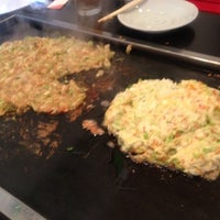 Photo taken at お好み焼き もんじゃ焼き 徳 by Shigeru T. on 6/10/2012
