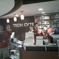 6/7/2012にZach E.がIowa State University Book Storeで撮った写真