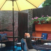 7/13/2012 tarihinde Michelle B.ziyaretçi tarafından &amp;#39;Disiac Lounge'de çekilen fotoğraf