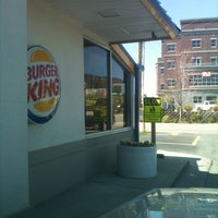 Photo taken at Burger King by Lola on 3/27/2012