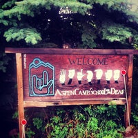 8/13/2012 tarihinde Katie M.ziyaretçi tarafından Aspen Camp of the Deaf and Hard of Hearing'de çekilen fotoğraf