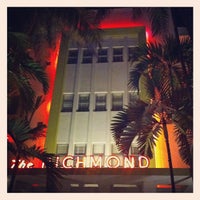 Das Foto wurde bei Richmond Hotel von MICKY R. am 3/3/2012 aufgenommen