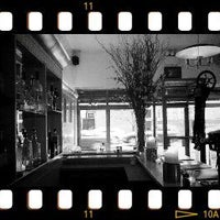 Foto tirada no(a) Market Café por Justin H. em 2/8/2012