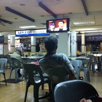 Photo taken at Chang Cheng Mee Wah by rizzo f. on 7/12/2012