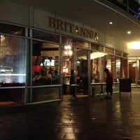 Foto tirada no(a) Britannia por H d. em 4/21/2012