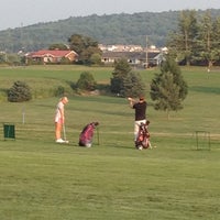 Foto diambil di Foxchase Golf Club oleh Gretchen D. pada 7/16/2012