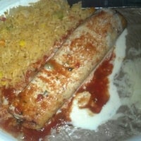 Photo taken at El Mazatlan Mexican Restaurant by Micah S. on 7/16/2012
