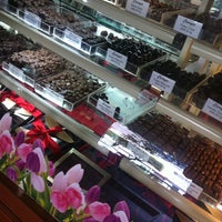 Das Foto wurde bei Curryer Chocolates von ALX A. am 4/27/2012 aufgenommen