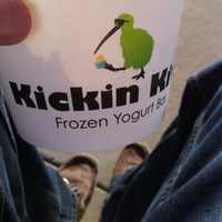 Foto tirada no(a) Kickin Kiwi por Stephen R. em 3/1/2012