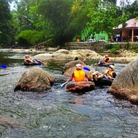 Photo taken at Pulau Santap by Yus A. on 4/21/2012