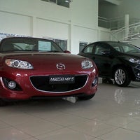 Photo taken at Mazda Kelapa Gading by Dede A. on 7/29/2012