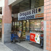 Photo taken at Drogas Rio by Eduardo B. on 2/10/2012
