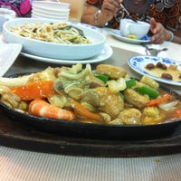 Photo taken at S11 Tampines 506 Foodcourt by Mama N. on 5/5/2012