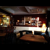 4/30/2012 tarihinde Madlen N.ziyaretçi tarafından Bar Bodega'de çekilen fotoğraf